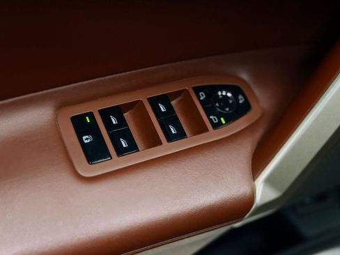 Used 2024 BMW iX M60 image 13