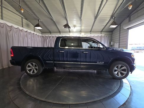 Used 2019 RAM 1500 Limited AWD/4WD image 9