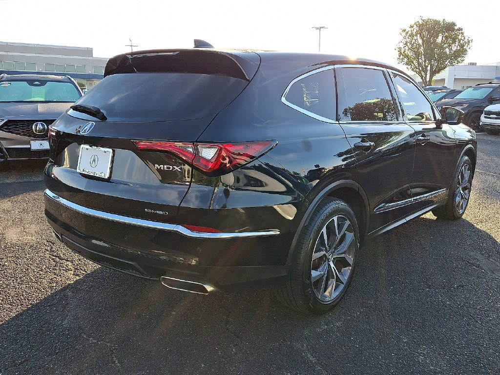 Used 2024 Acura MDX w/ Technology Package AWD/4WD image 6