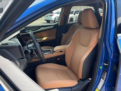 Used 2025 Lexus NX 350 AWD w/ Premium Package image 21