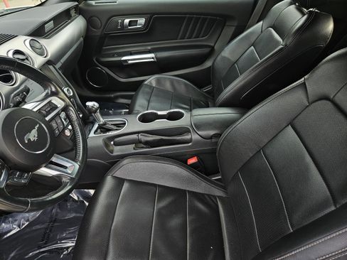 Used 2023 Ford Mustang Premium image 17