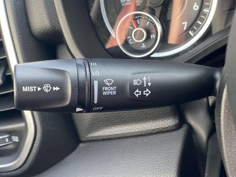 Used 2025 RAM 1500 Big Horn AWD/4WD image 23