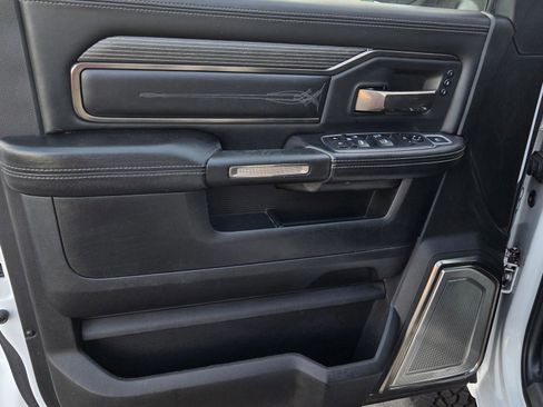 Used 2020 RAM 2500 Limited AWD/4WD image 11
