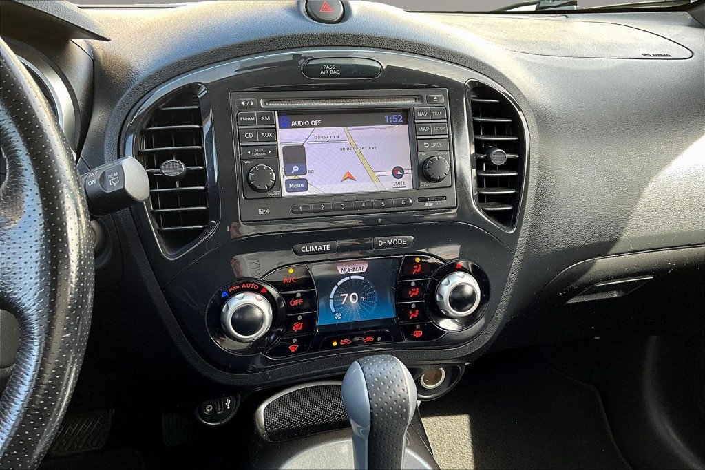 Used 2014 Nissan Juke SV w/ Navigation Package AWD/4WD image 9