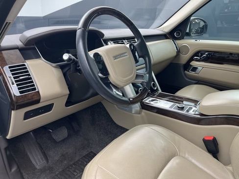 Used 2020 Land Rover Range Rover HSE AWD/4WD image 9