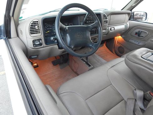 Used 1997 Chevrolet Silverado 1500 4x4 Extended Cab w/ Preferred Equipment Group 3 image 17