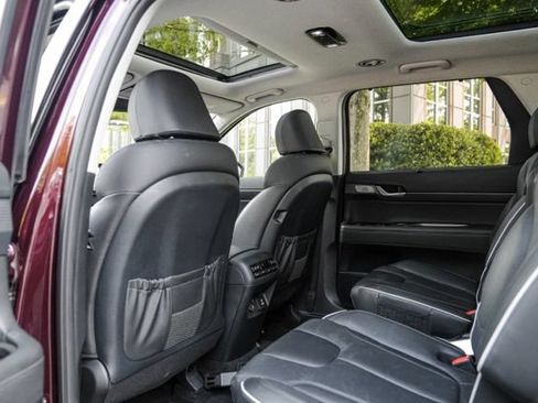 Used 2023 Hyundai Palisade Limited FWD image 44