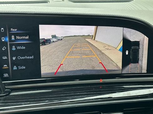 Used 2021 Cadillac Escalade Sport w/ Driver Assist Tech Package image 22