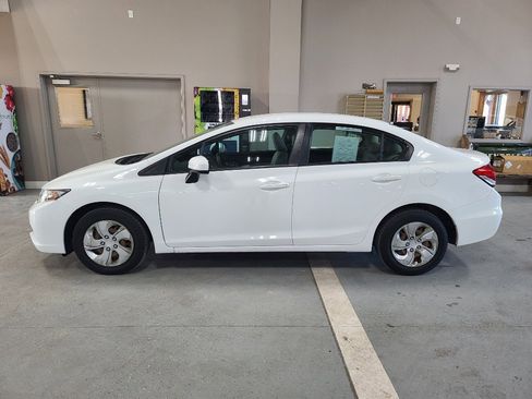 Used 2015 Honda Civic LX image 1