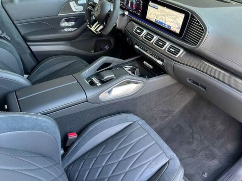 New 2025 Mercedes-Benz GLS 63 AMG 4MATIC image 16