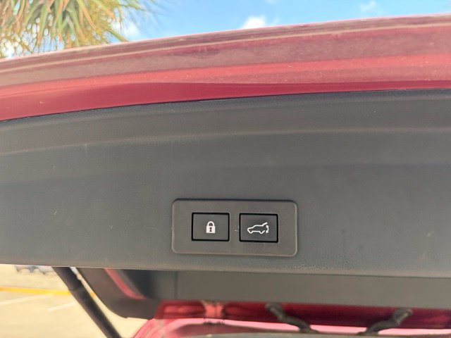 Used 2021 Subaru Ascent Limited w/ Technology Package AWD/4WD image 21