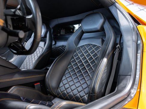 Used 2018 Lamborghini Aventador S AWD/4WD image 10
