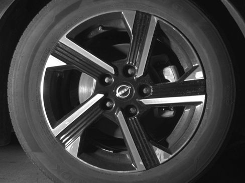 Used 2025 Nissan Sentra SV FWD image 16