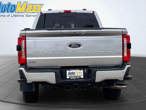 Used 2023 Ford F250 Lariat w/ Sport Appearance Package AWD/4WD image 7