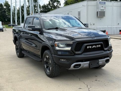 Used 2019 RAM 1500 Rebel w/ Level 2 Equipment Group AWD/4WD image 4