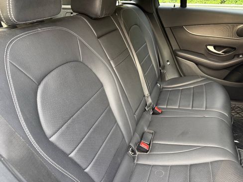 Used 2017 Mercedes-Benz GLC 300 4MATIC w/ Premium 1 Package image 15