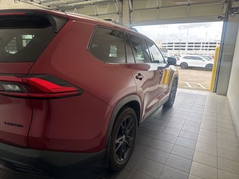 Used 2024 Toyota Grand Highlander Limited image 16