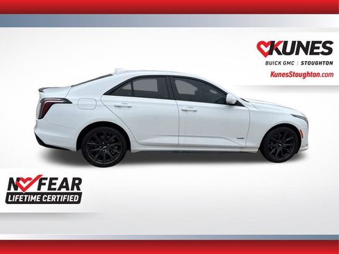 Used 2025 Cadillac CT4 V AWD/4WD image 13
