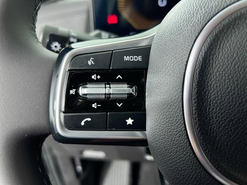 New 2026 Kia Carnival EX FWD image 17