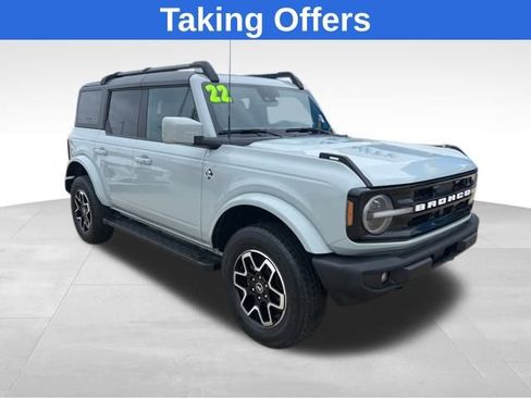 Used 2022 Ford Bronco Outer Banks image 1