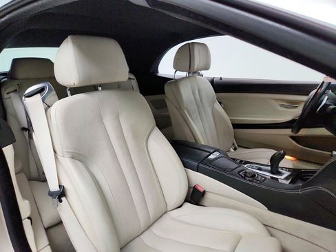 Used 2013 BMW 650i Convertible w/ Executive Pkg RWD image 25