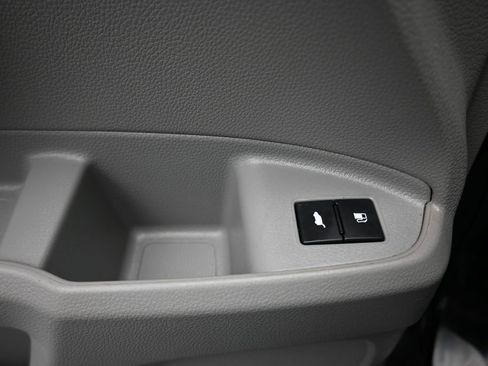 Used 2017 Honda Pilot EX-L image 11