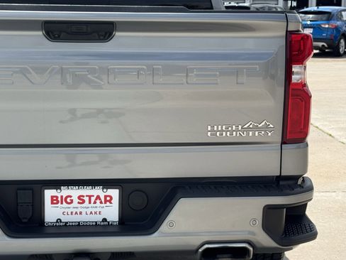 Used 2024 Chevrolet Silverado 1500 High Country w/ Technology Package AWD/4WD image 10