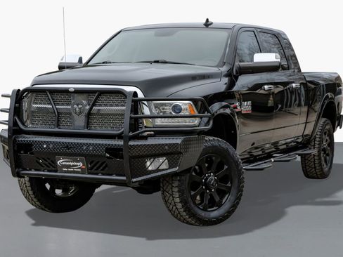 Used 2016 RAM 2500 Laramie image 4