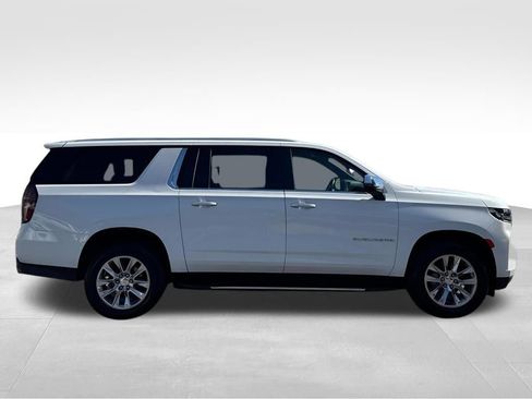 Certified 2024 Chevrolet Suburban Premier image 4