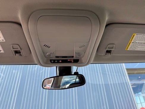 Used 2019 Chevrolet Equinox LS image 20