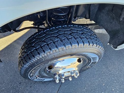 Used 2015 Ford F350 XL w/ Power Equipment Group AWD/4WD image 22