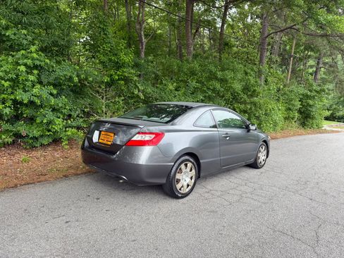 Used 2010 Honda Civic LX image 4