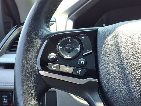 Certified 2021 Honda Odyssey Touring image 24