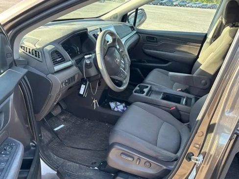 Used 2021 Honda Odyssey EX image 2