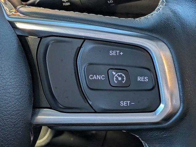 Used 2020 Jeep Wrangler Unlimited Sahara AWD/4WD image 25