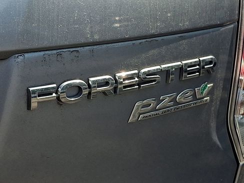 Used 2017 Subaru Forester 2.5i Limited AWD/4WD image 30