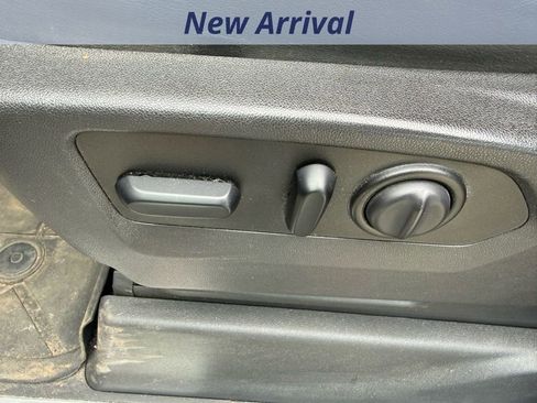 Used 2021 Chevrolet Silverado 1500 High Country image 11