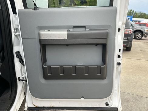 Used 2013 Ford F250 XLT AWD/4WD image 16