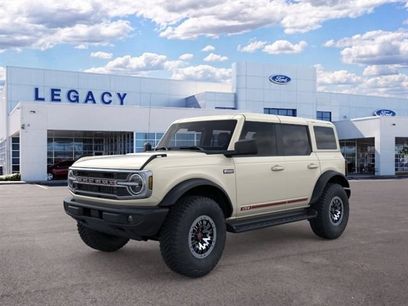 New 2026 Ford Bronco Outer Banks w/ Sasquatch Package