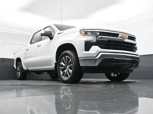 Used 2026 Chevrolet Silverado 1500 LT w/ Z71 Off-Road Package AWD/4WD image 42