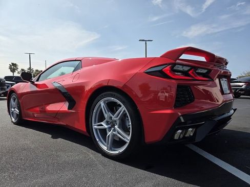 Used 2020 Chevrolet Corvette Stingray w/ Z51 Performance Package image 4