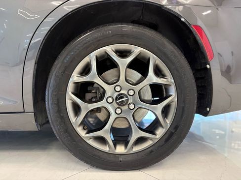 Used 2017 Chrysler 300 S image 37