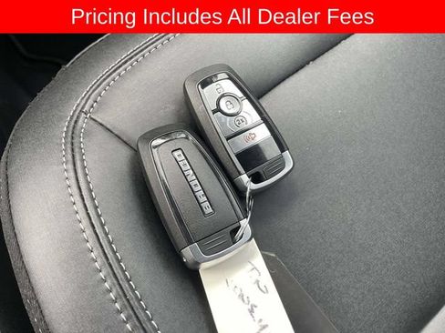 Used 2026 Ford Bronco Badlands AWD/4WD image 34