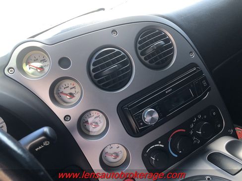 Used 2005 Dodge Viper SRT-10 image 15