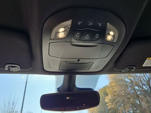 New 2026 Chrysler Pacifica Select image 7