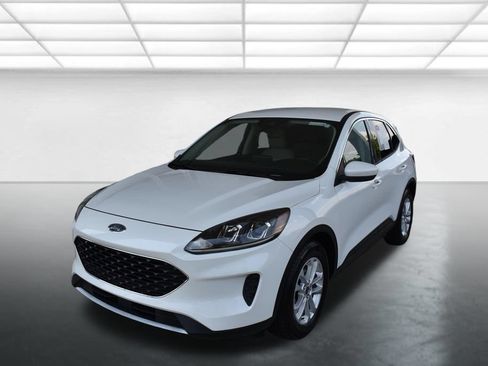 Used 2020 Ford Escape SE FWD image 6