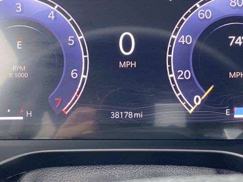 Certified 2023 Jeep Grand Cherokee Limited AWD/4WD image 32