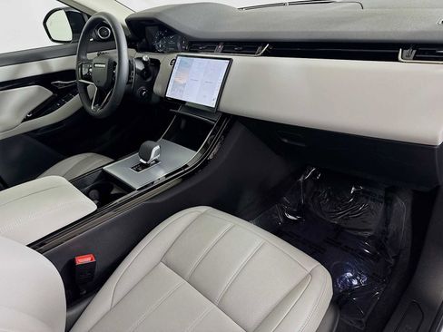 Used 2025 Land Rover Range Rover Evoque S image 28