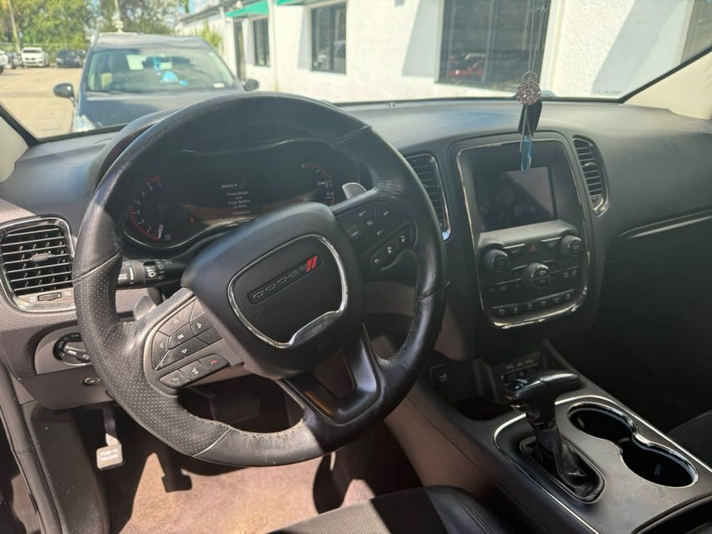 Used 2018 Dodge Durango GT w/ Technology Group RWD image 3