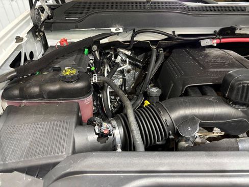 Used 2019 Chevrolet Silverado 2500 W/T AWD/4WD image 23